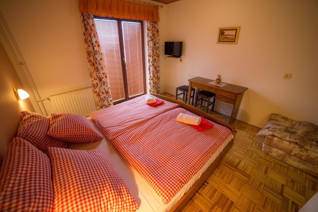 Guest House Pr'Kosnik Bohinj Room photo