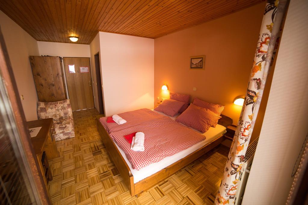 Guest House Pr'Kosnik Bohinj Room photo