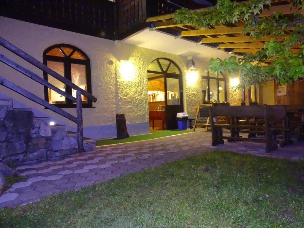 Guest House Pr'Kosnik Bohinj Exterior photo